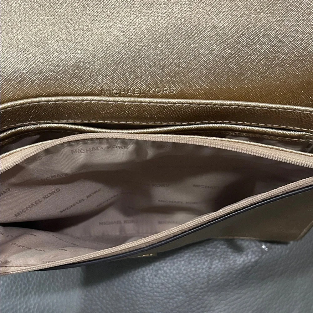 Michael Kors Jet Set Gold Crossbody Bag, (dimensions 9.5”x7”) - Picture 8 of 16